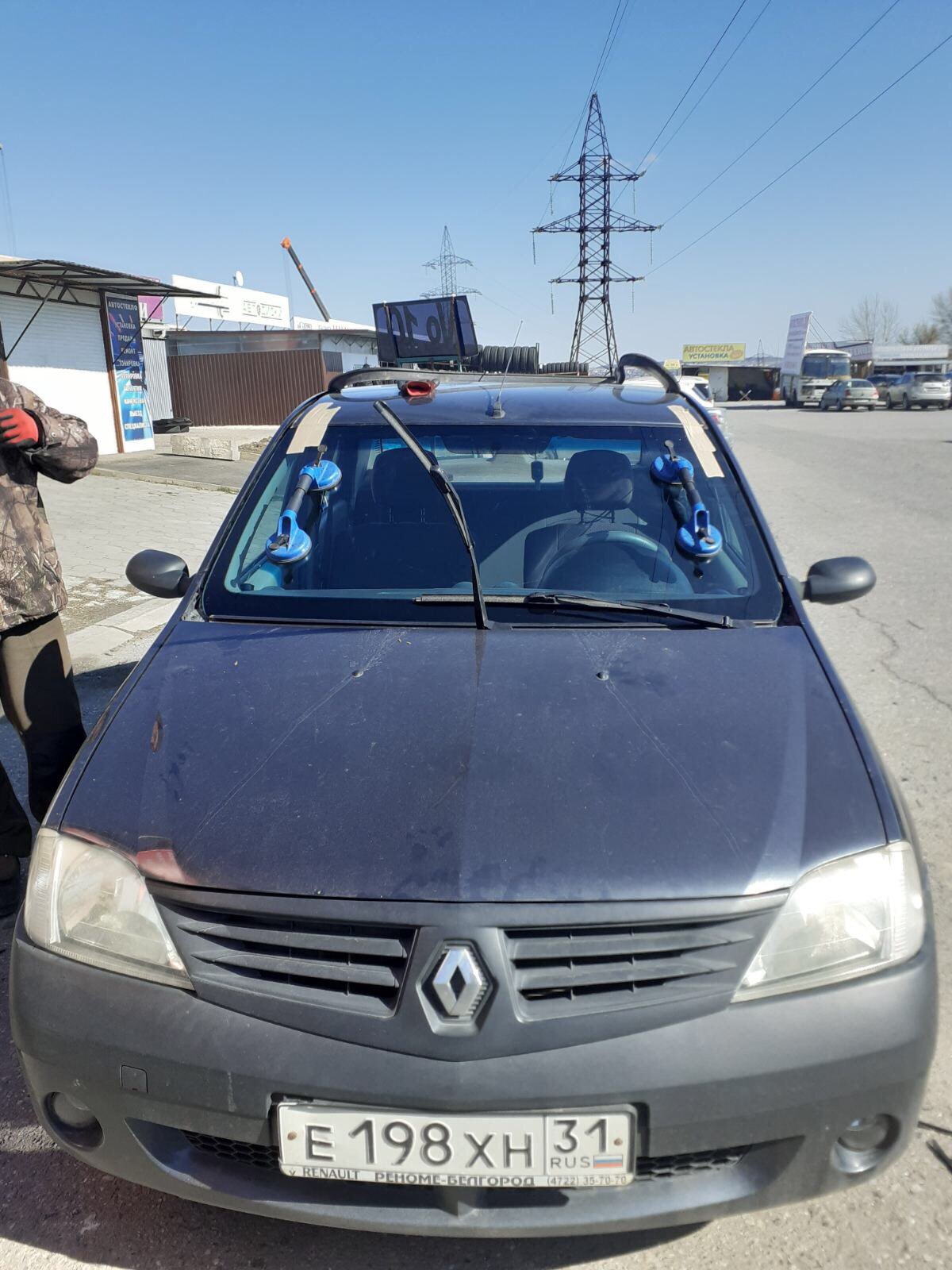 Фото ренаульт