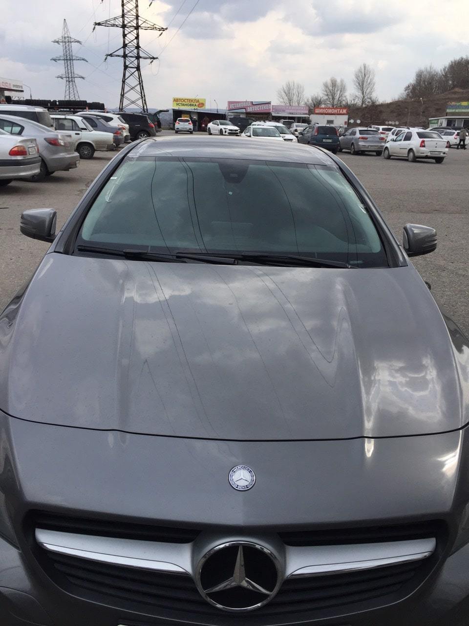 Фото авто Мерседес после установки стекол