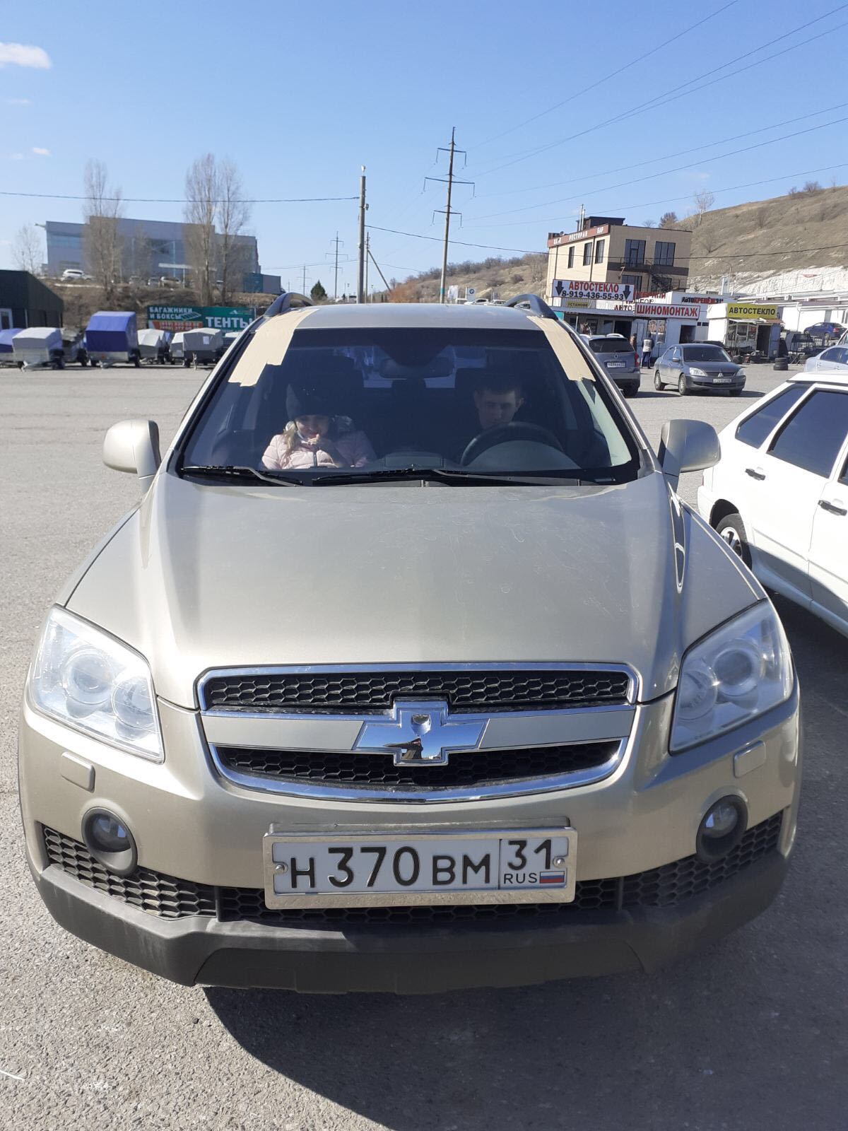 фото автомобиле шевроле после замены стекла